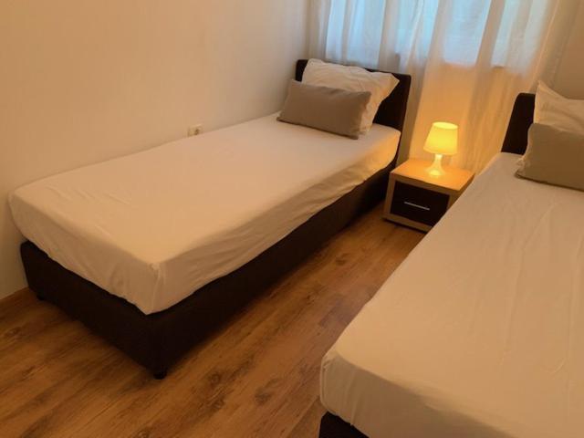 Neea Apartments เมดูลิน ภายนอก รูปภาพ